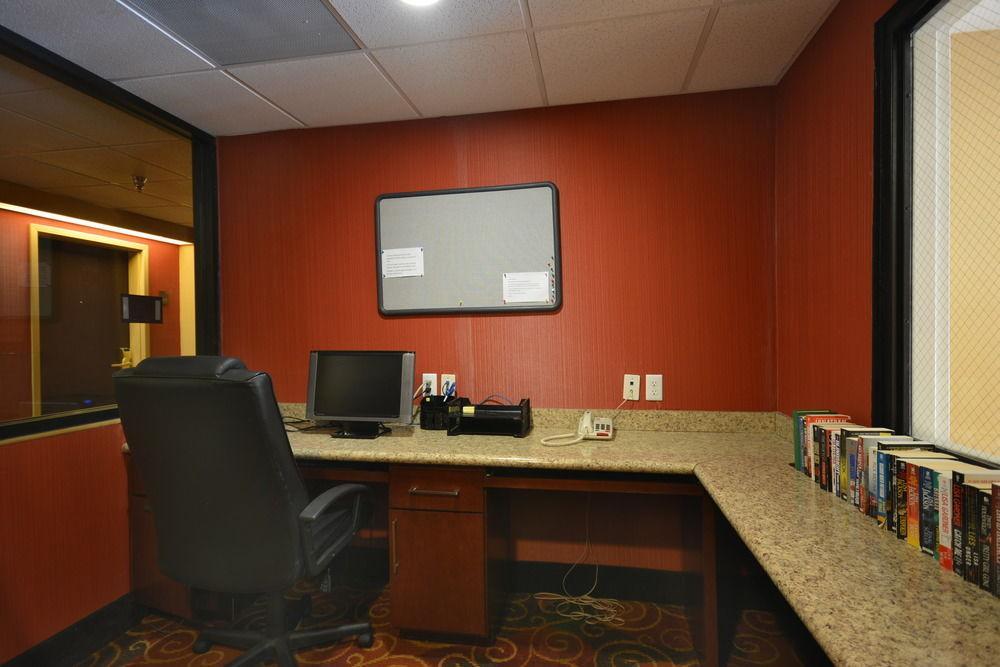 Comfort Inn&Suites Trussville I-59 exit 141 Extérieur photo
