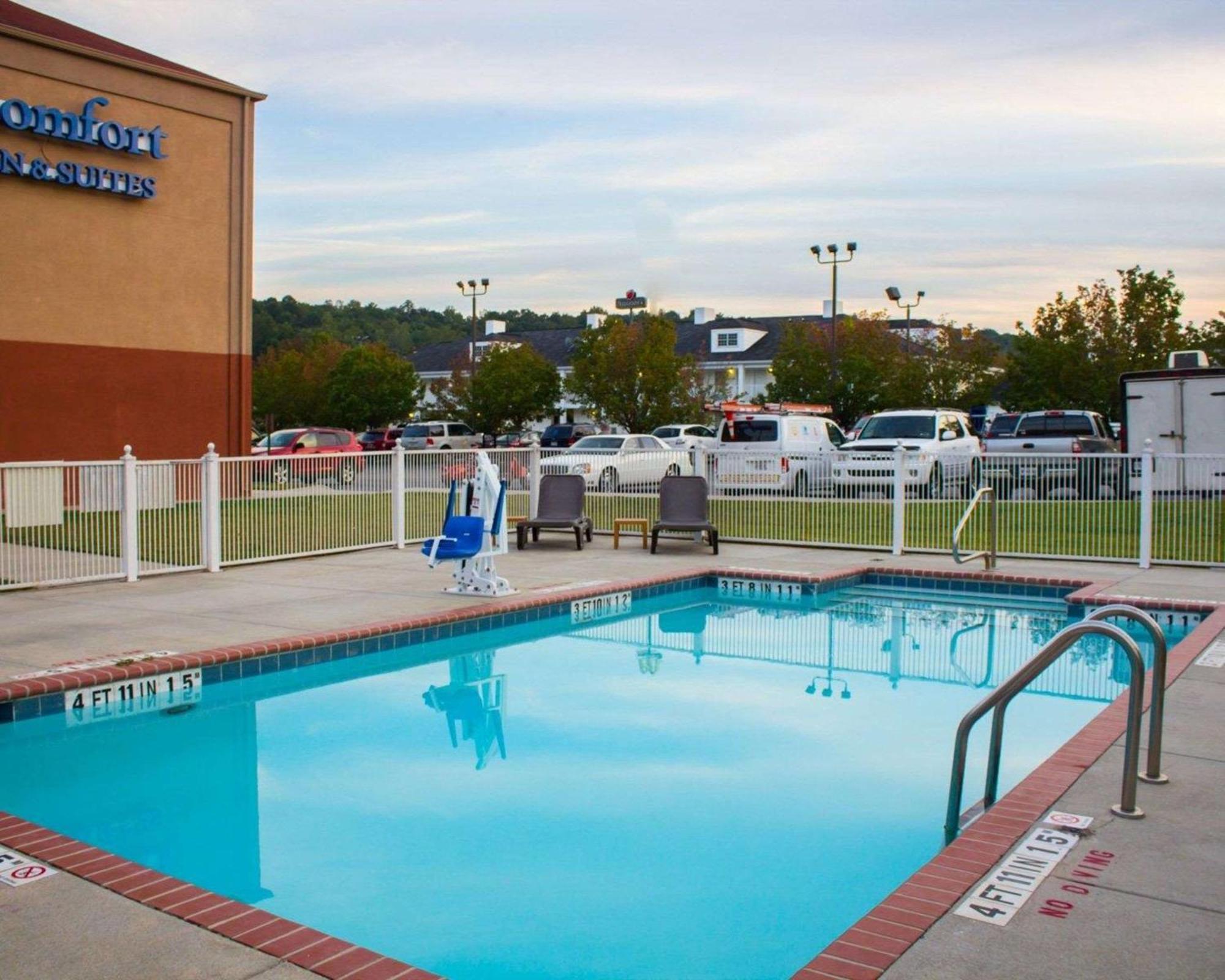 Comfort Inn&Suites Trussville I-59 exit 141 Extérieur photo