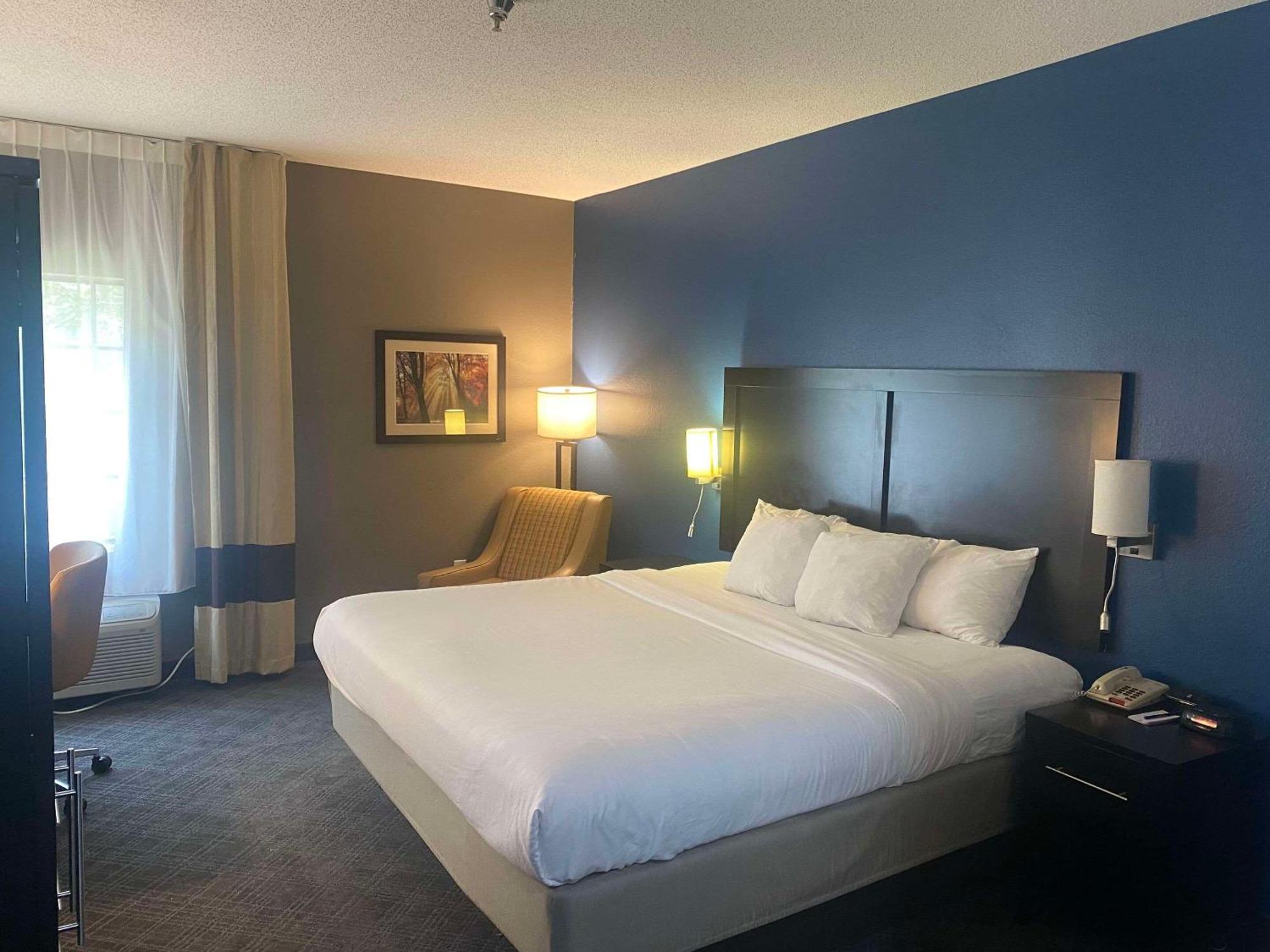 Comfort Inn&Suites Trussville I-59 exit 141 Extérieur photo